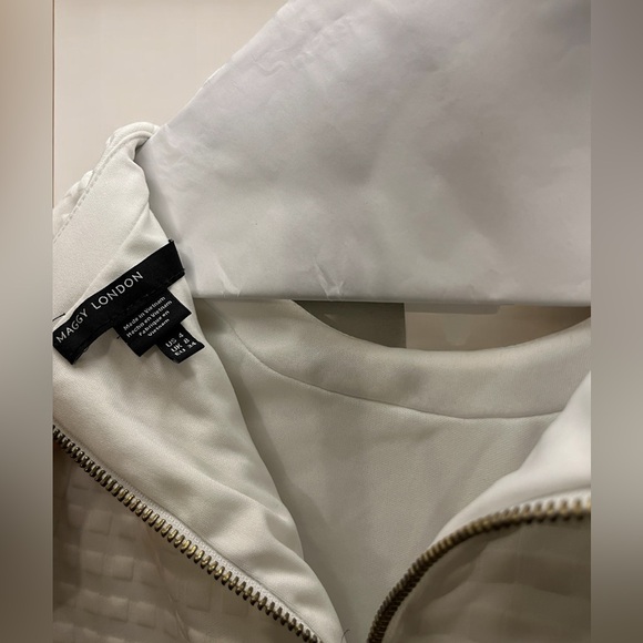 Maggy London Textured Square Shift Dress White Size 4 - Picture 4 of 7